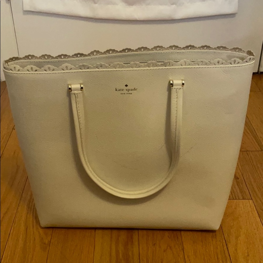 Kate Spade White Bag with Detailing